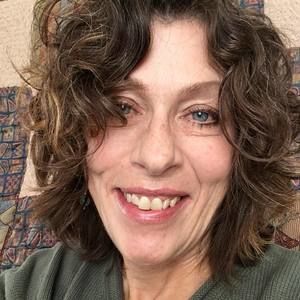 Meet your Posher, Denise